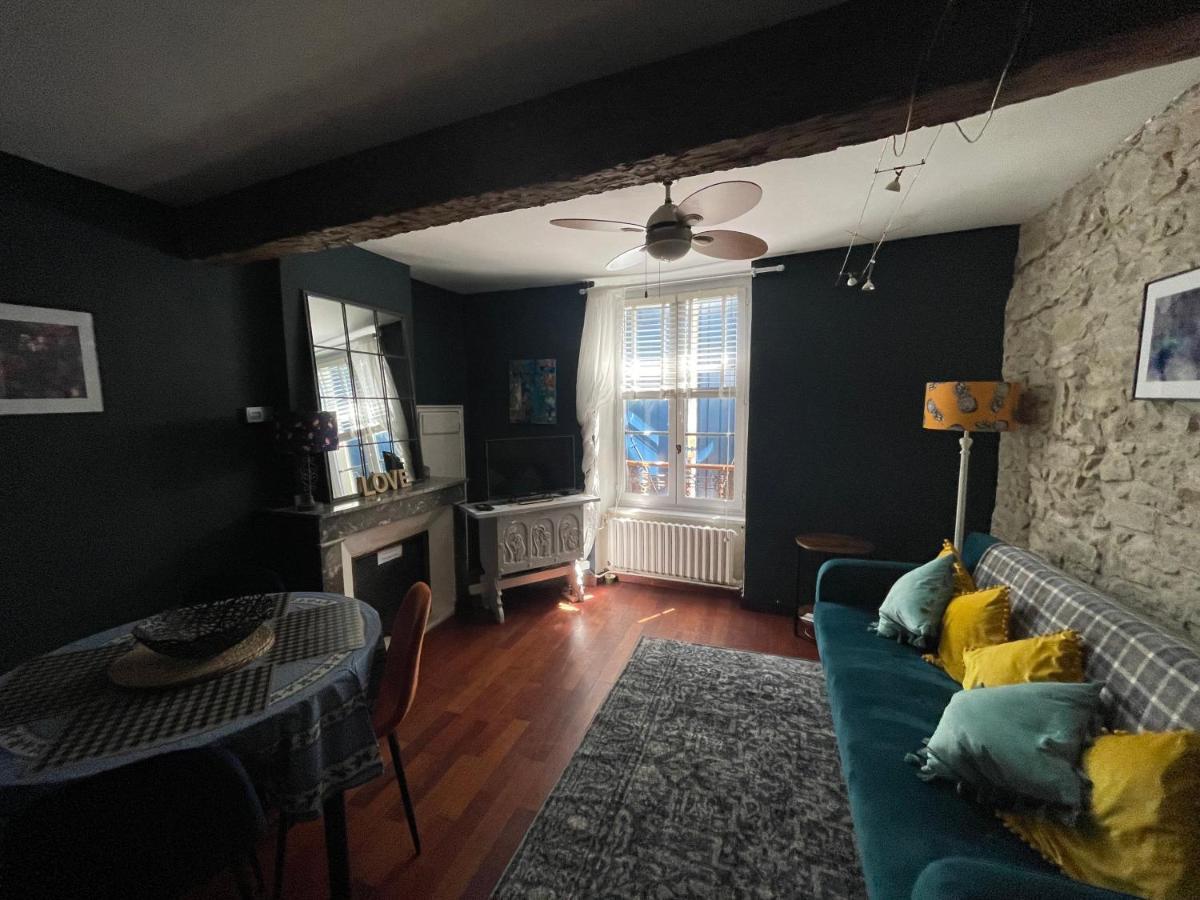 Holiday home La Maison Des Chapeliers *